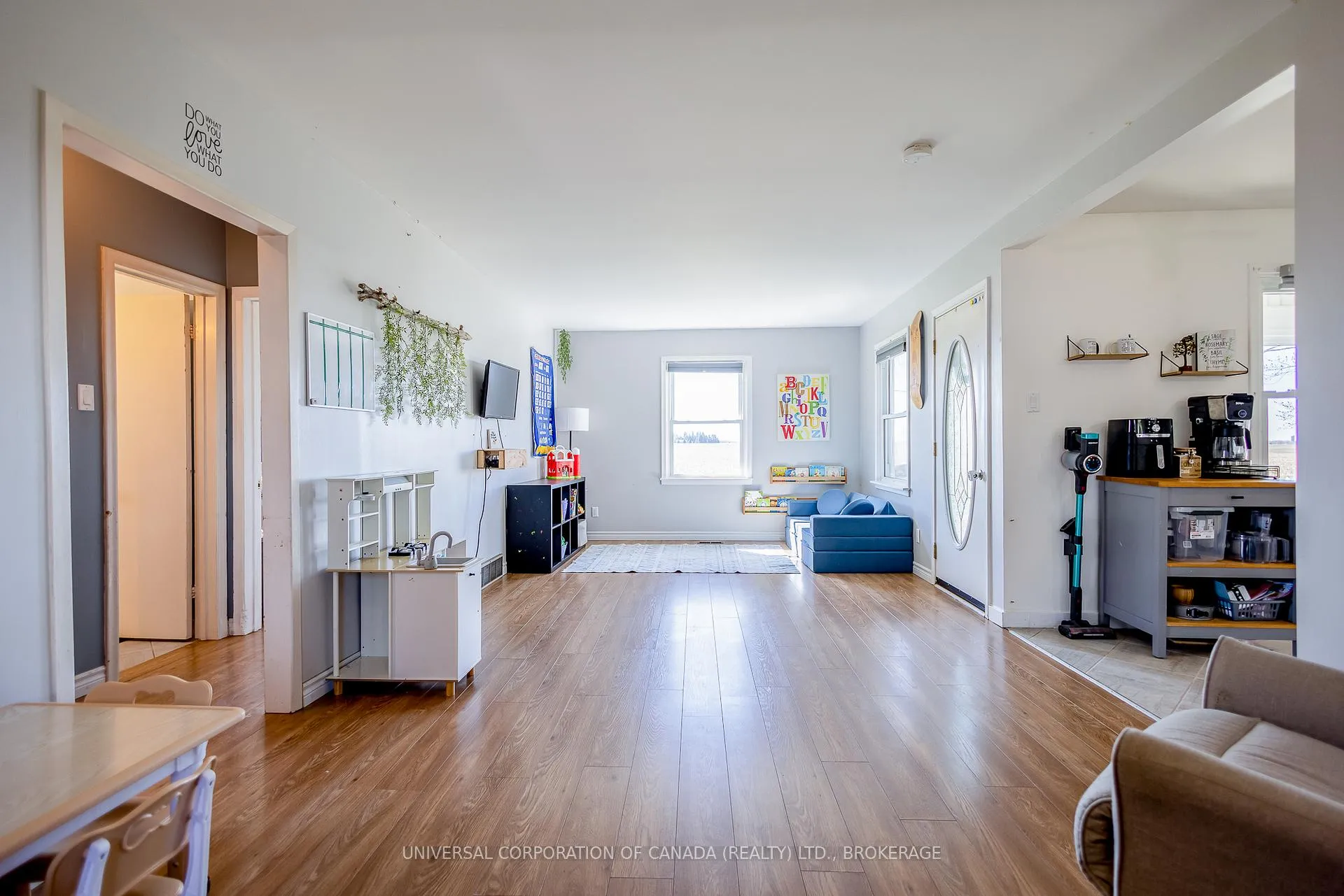 Photo 16 of 49334 Crossley-Hunter Line, Malahide, Rural Malahide — HOMEH