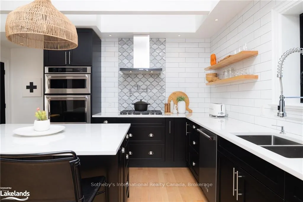 Photo 8 of 258 Maple Street, Collingwood — HOMEH
