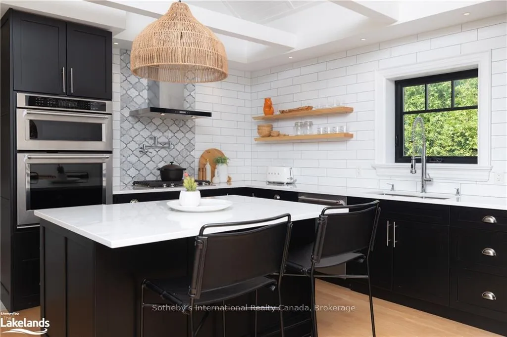Photo 10 of 258 Maple Street, Collingwood — HOMEH