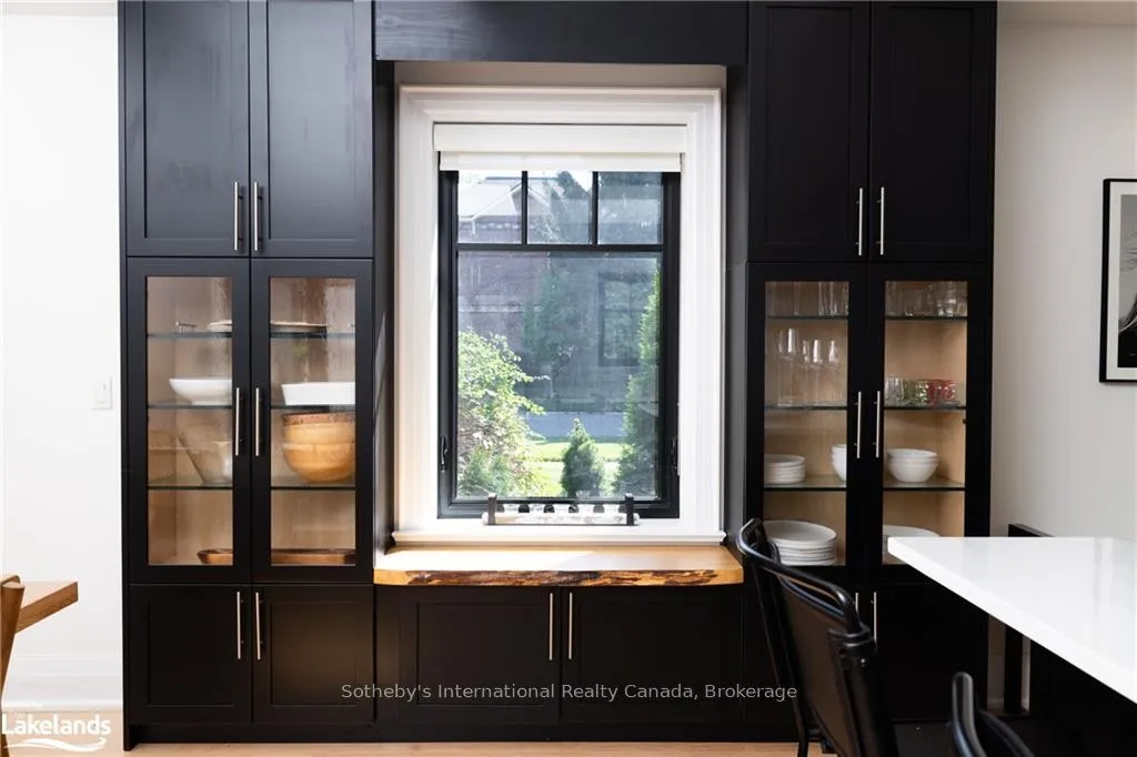Photo 12 of 258 Maple Street, Collingwood — HOMEH