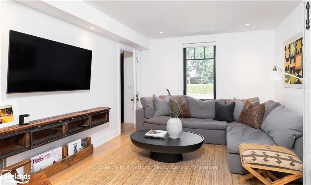 Photo 16 of 258 Maple Street, Collingwood — HOMEH