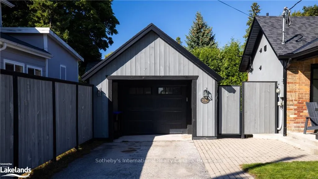Photo 37 of 258 Maple Street, Collingwood — HOMEH