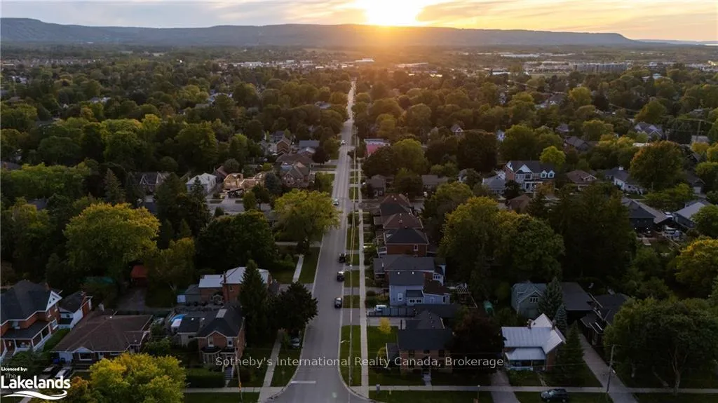 Photo 48 of 258 Maple Street, Collingwood — HOMEH