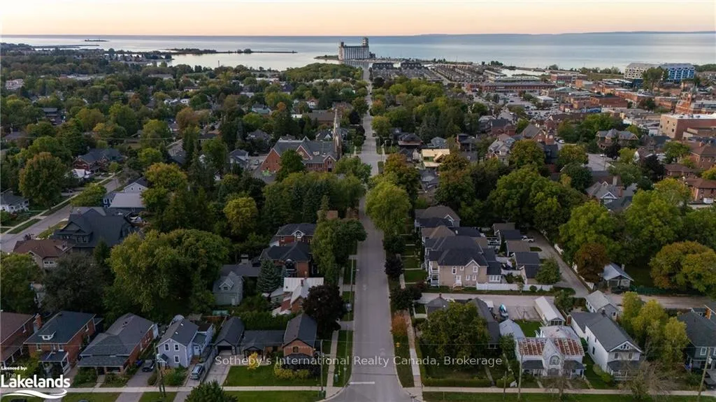 Photo 49 of 258 Maple Street, Collingwood — HOMEH