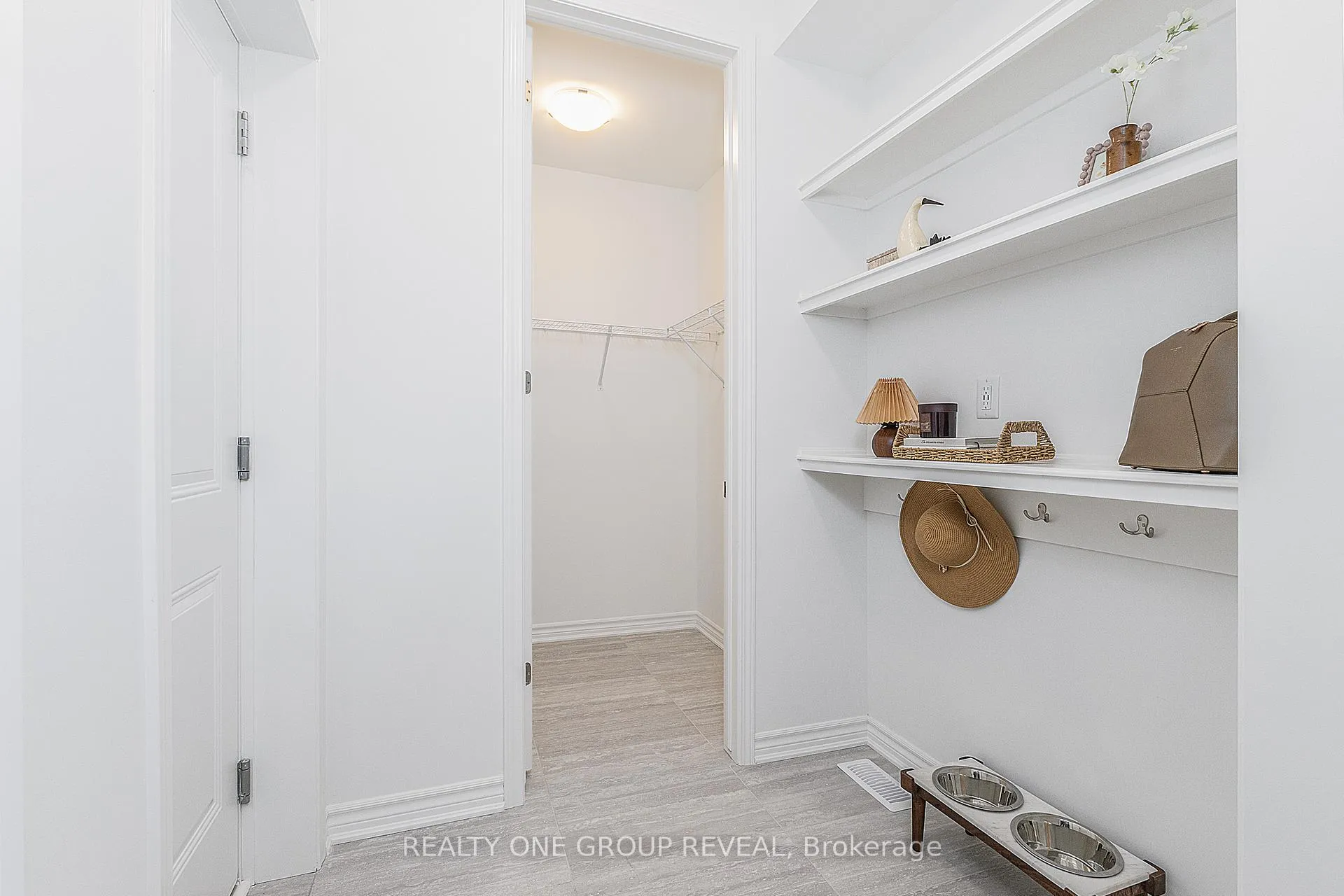 Photo 6 of 3383 Salt Springs Drive, Pickering, Rural Pickering — HOMEH