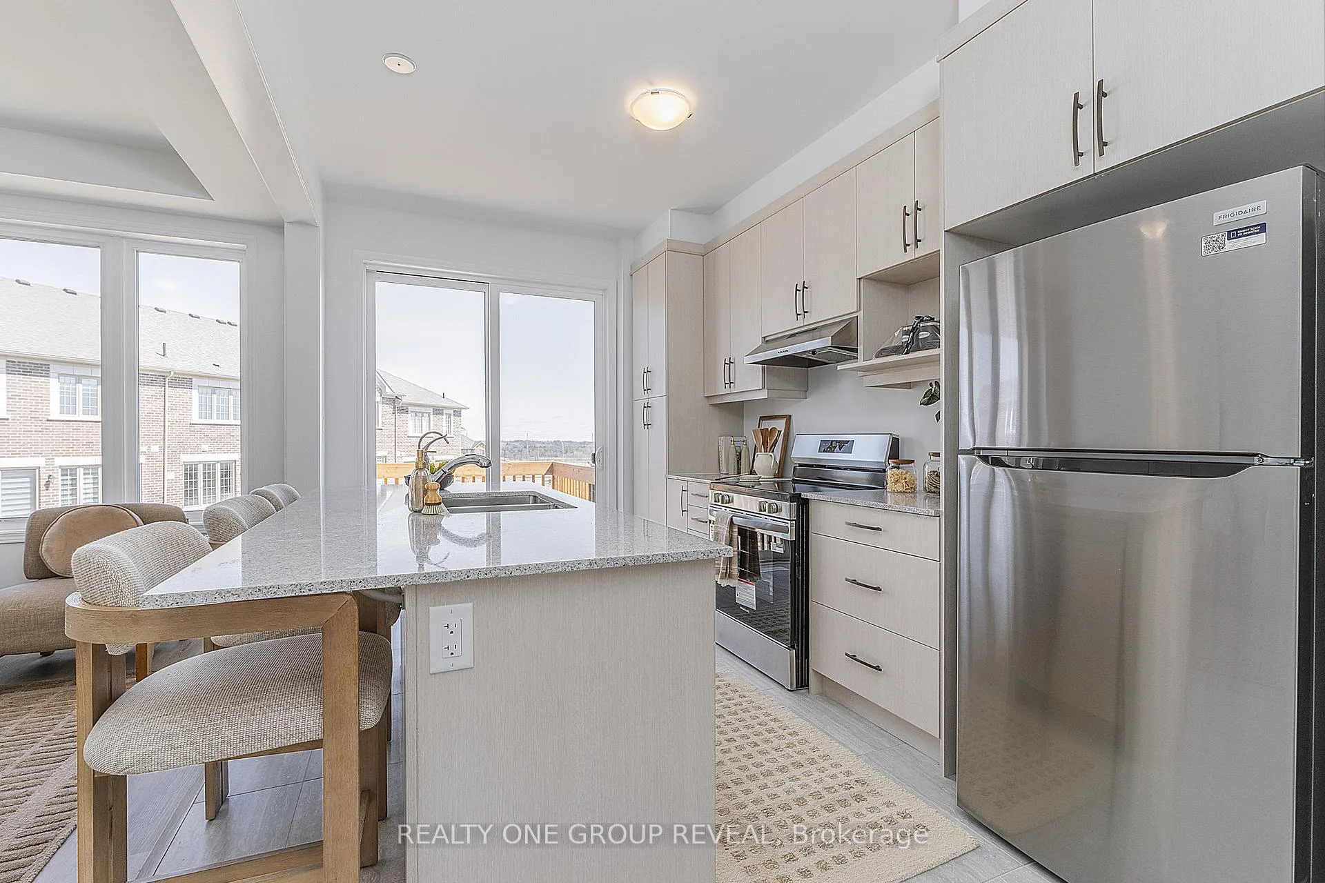 Photo 9 of 3383 Salt Springs Drive, Pickering, Rural Pickering — HOMEH