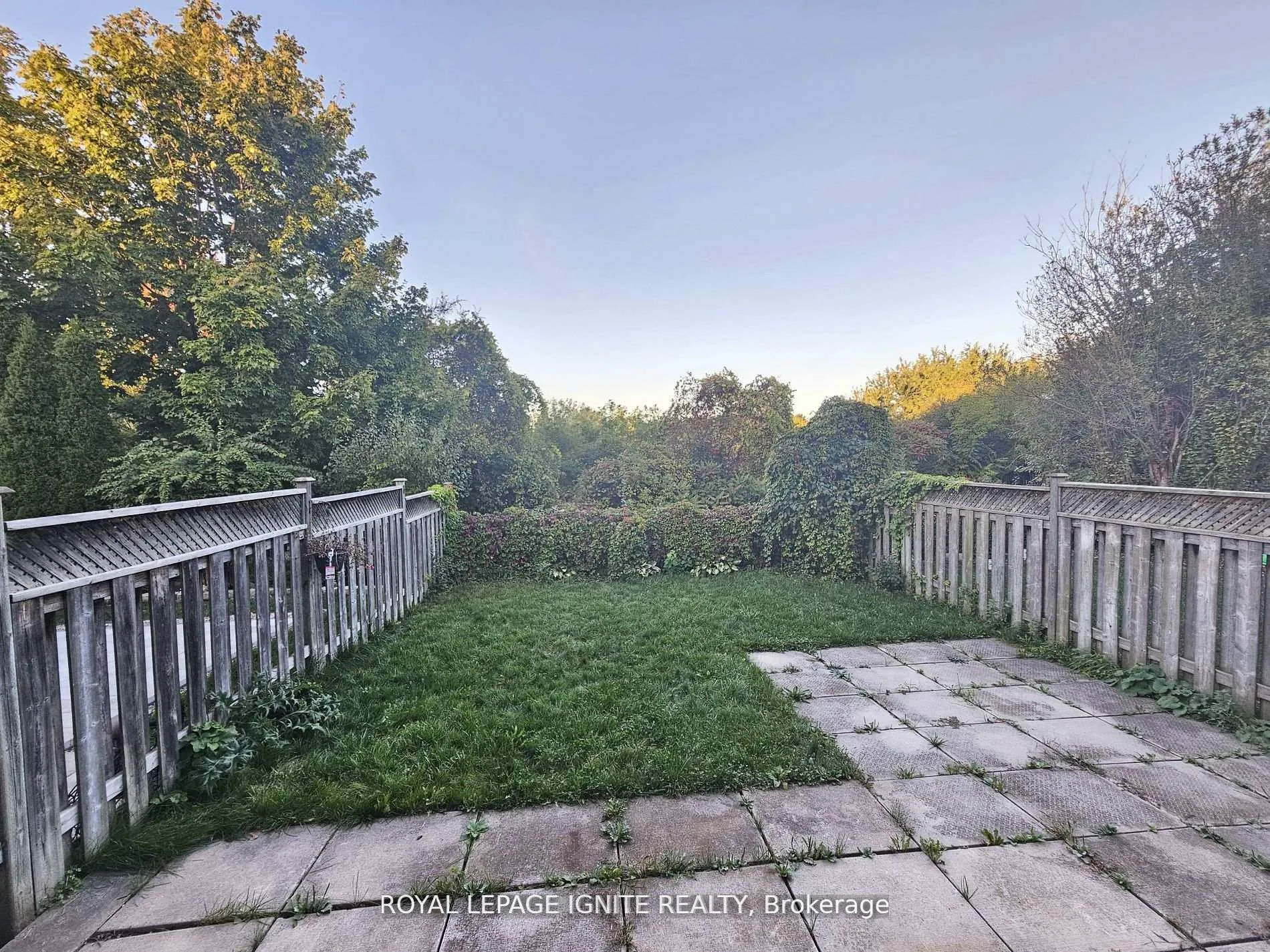 Photo 17 of 60 Pressed Brick Drive, Brampton, Brampton North — HOMEH
