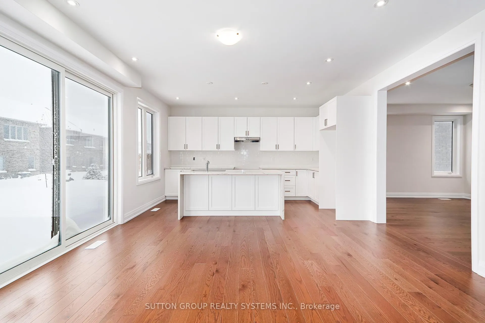 Photo 15 of 13 Sun Valley Avenue, Wasaga Beach — HOMEH