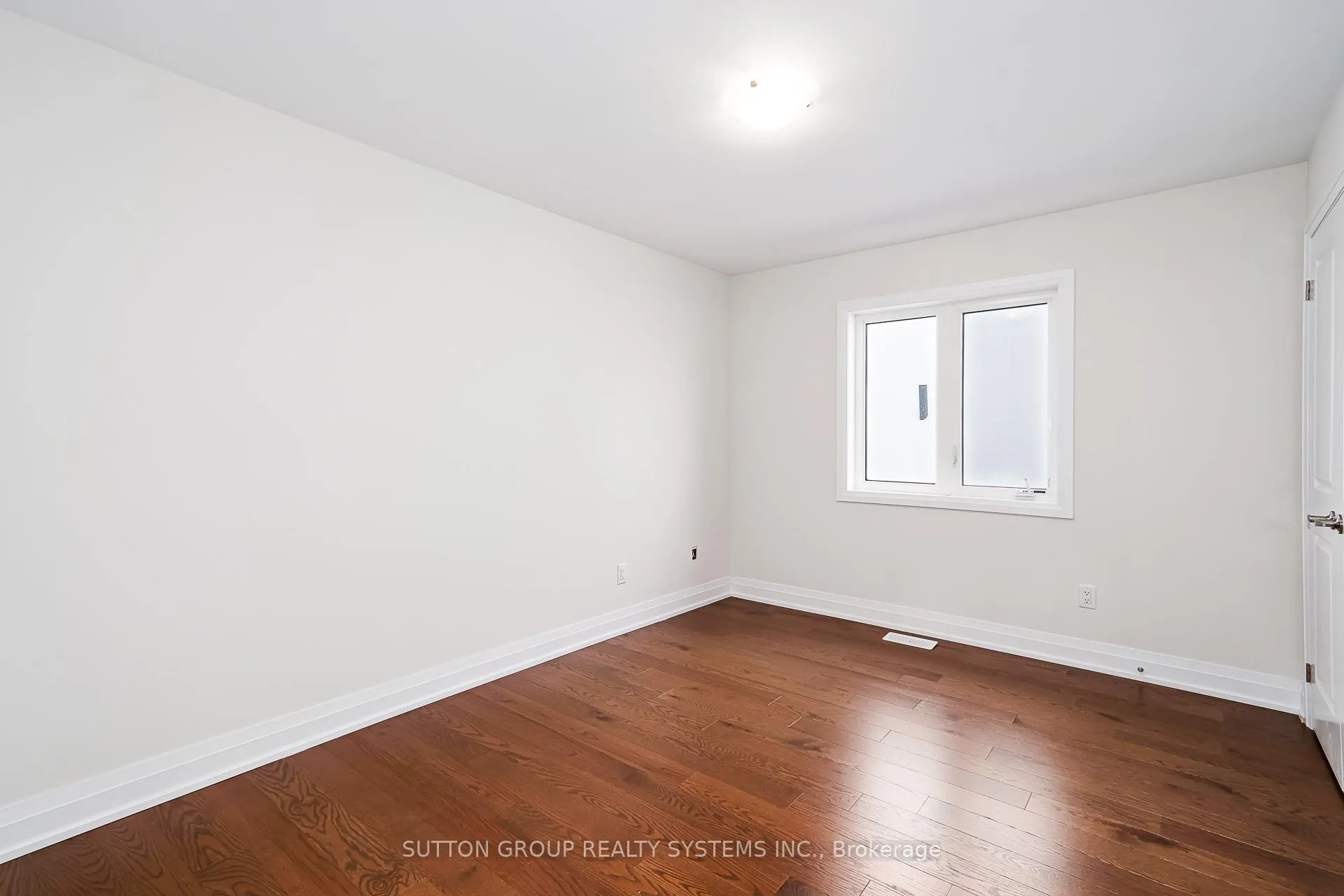 Photo 21 of 13 Sun Valley Avenue, Wasaga Beach — HOMEH
