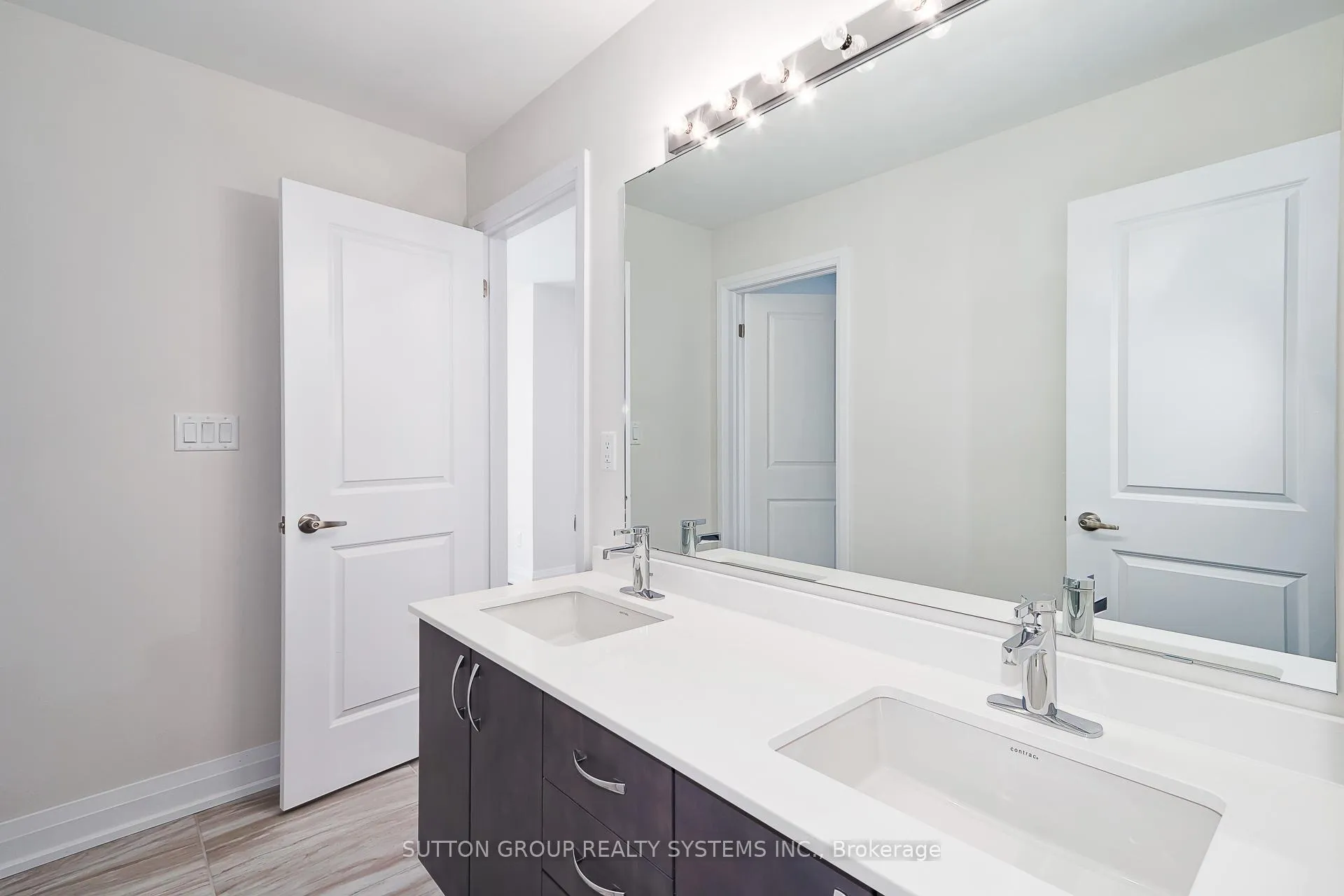 Photo 23 of 13 Sun Valley Avenue, Wasaga Beach — HOMEH
