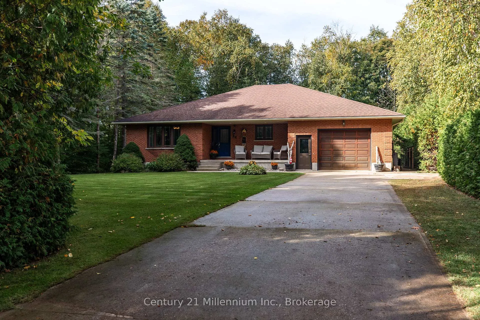 Front of 34 Southampton Parkway