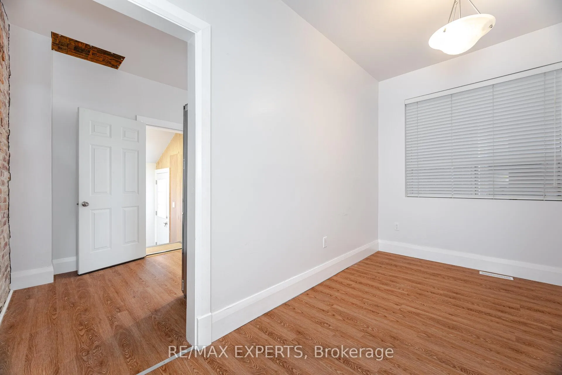 Photo 5 of 289 Old Weston Road, Toronto, Weston-Pellam Park — HOMEH