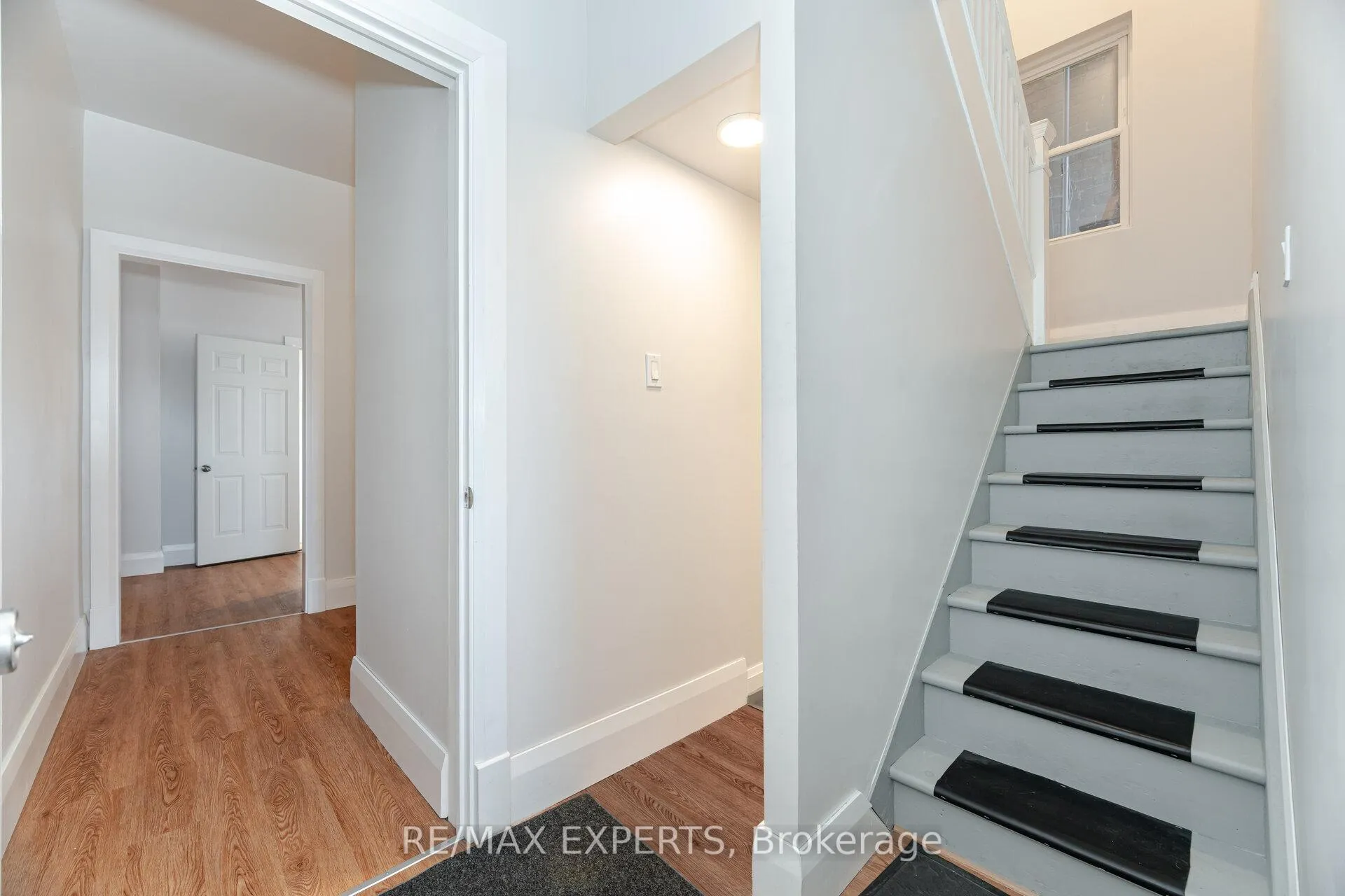 Photo 11 of 289 Old Weston Road, Toronto, Weston-Pellam Park — HOMEH