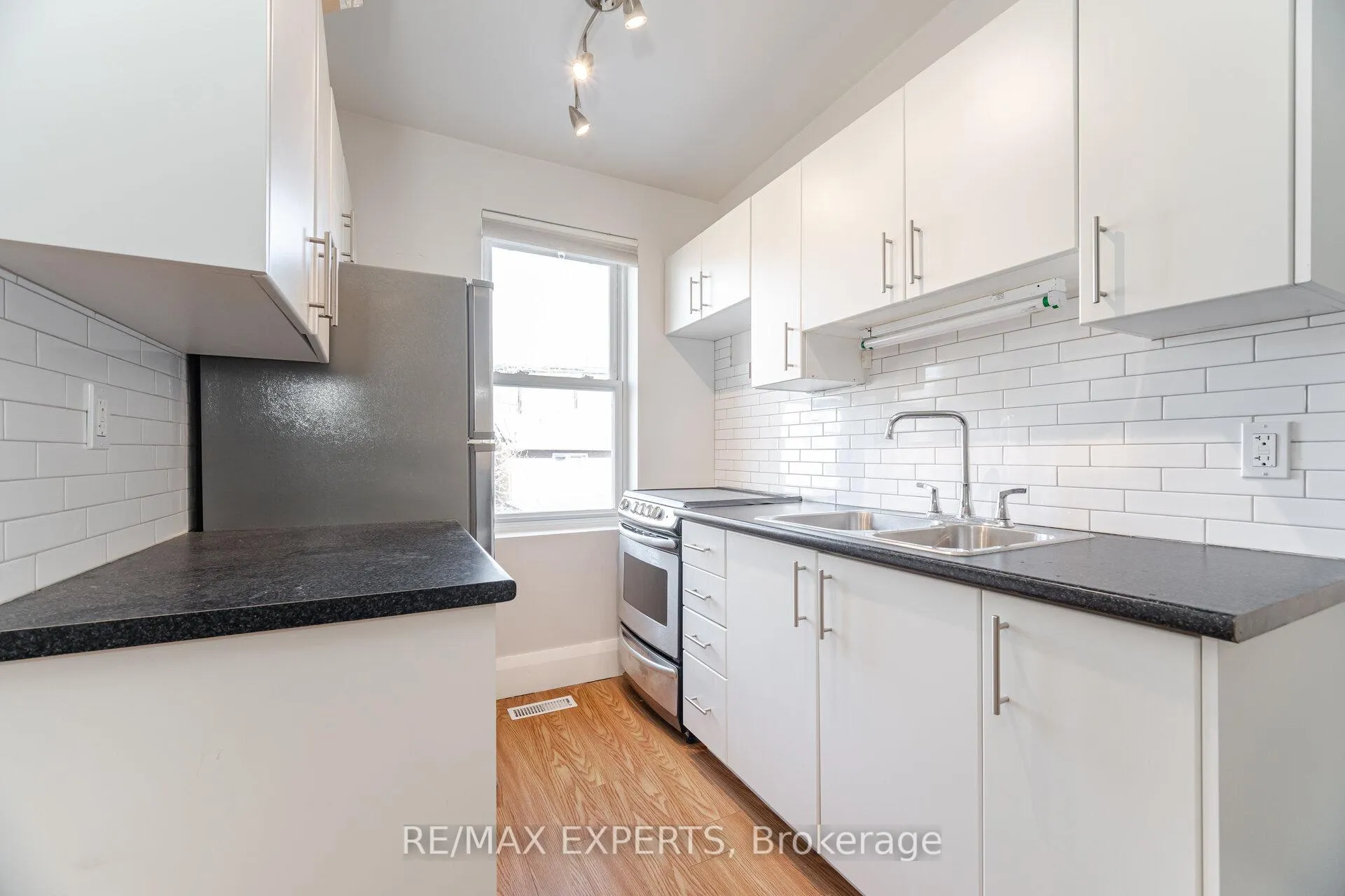 Photo 14 of 289 Old Weston Road, Toronto, Weston-Pellam Park — HOMEH