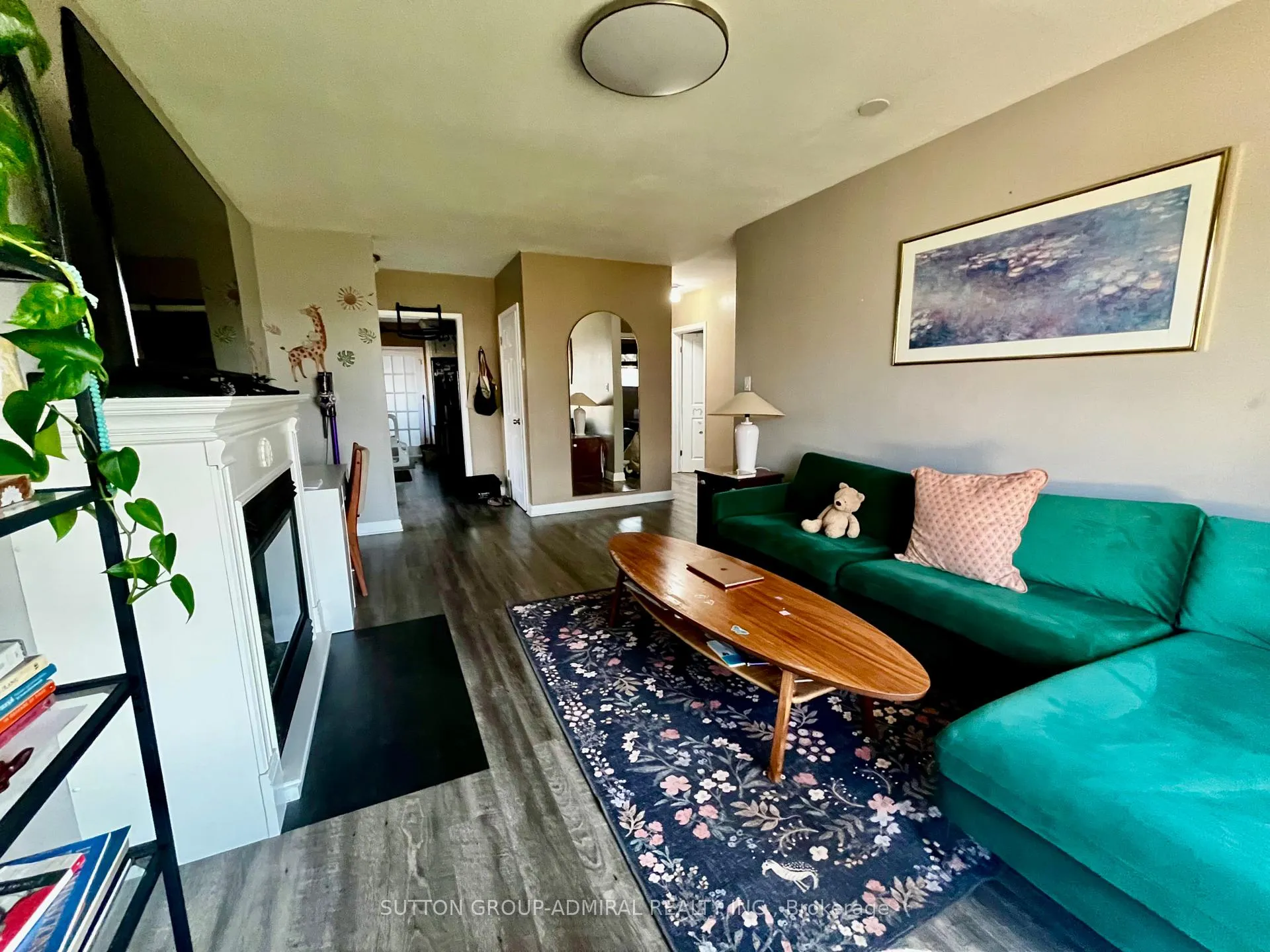 Photo 8 of 7468 Wanless Street, Niagara Falls, Ascot — HOMEH