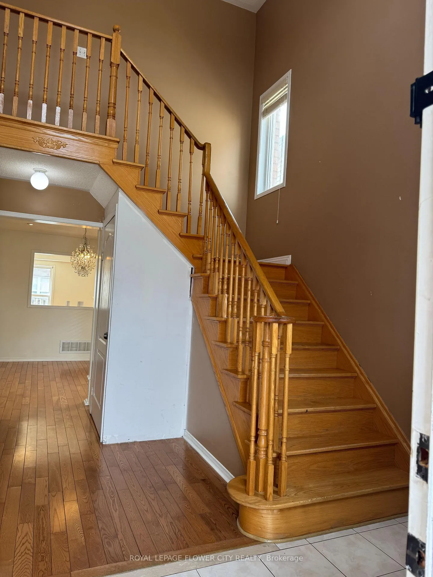 Photo 5 of Unit Upper, 58 Brentcliff Drive, Brampton, Fletcher's Meadow — HOMEH