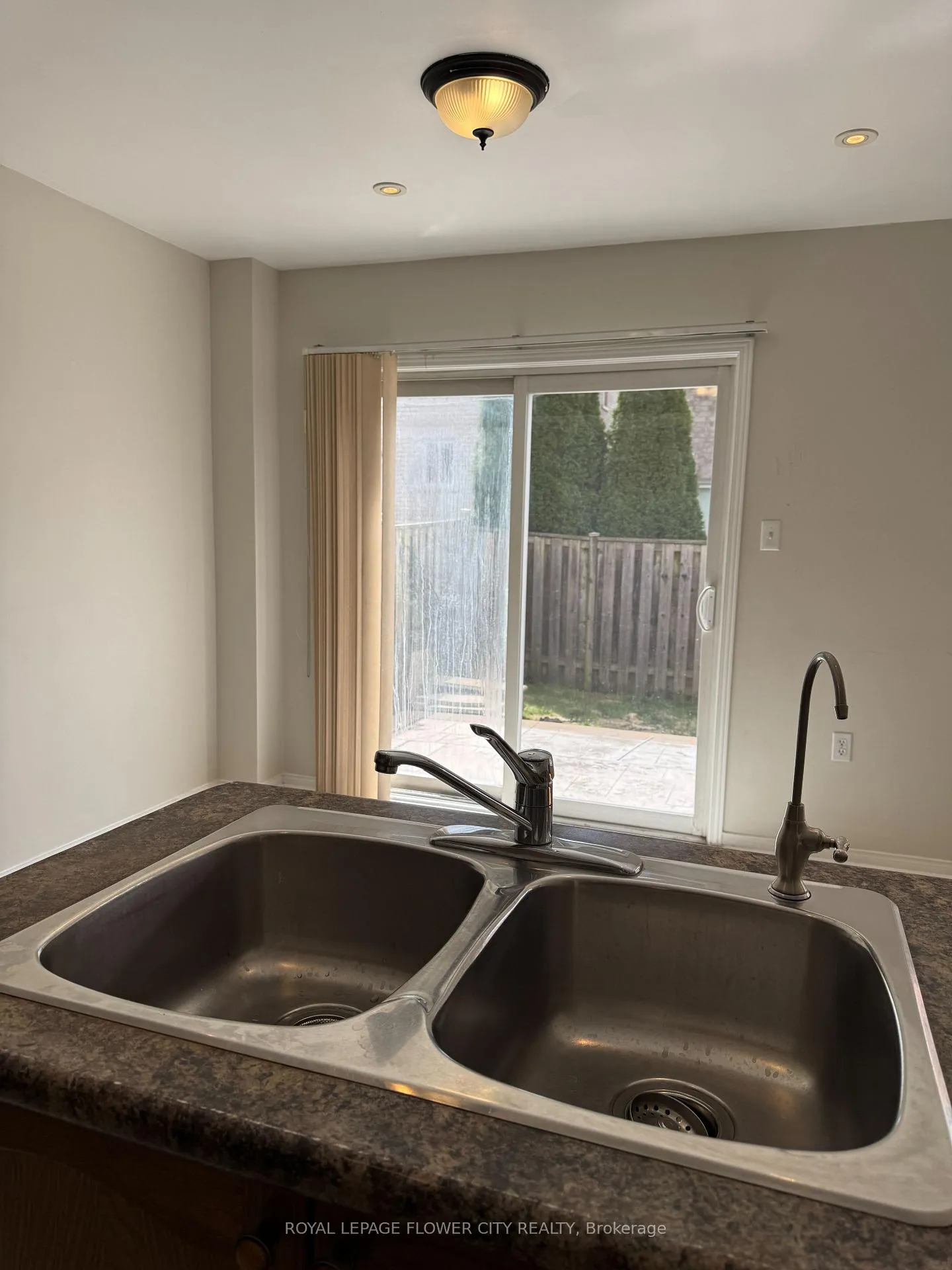 Photo 23 of Unit Upper, 58 Brentcliff Drive, Brampton, Fletcher's Meadow — HOMEH