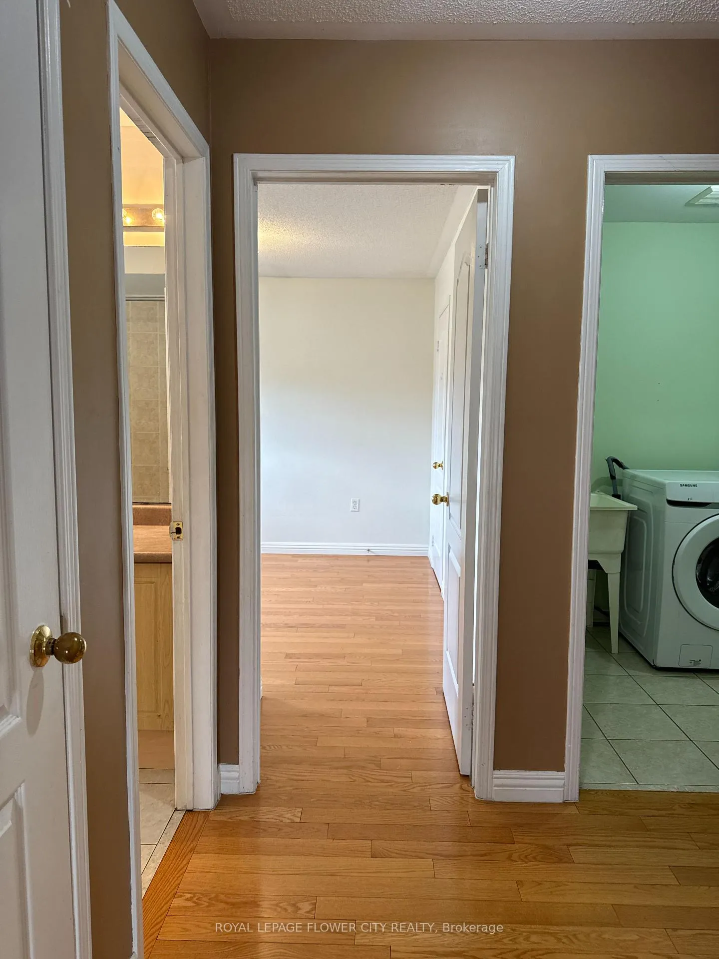 Photo 29 of Unit Upper, 58 Brentcliff Drive, Brampton, Fletcher's Meadow — HOMEH