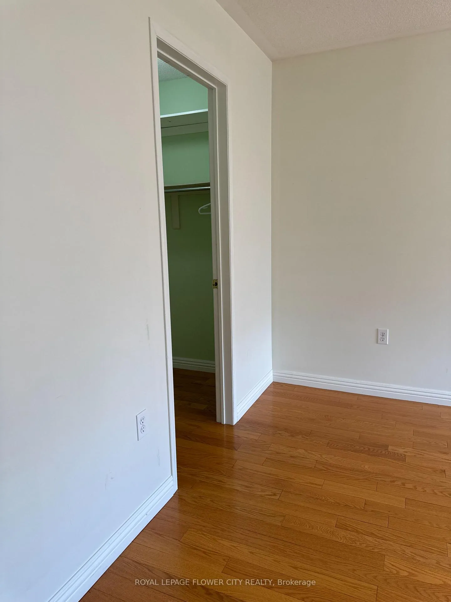 Photo 36 of Unit Upper, 58 Brentcliff Drive, Brampton, Fletcher's Meadow — HOMEH