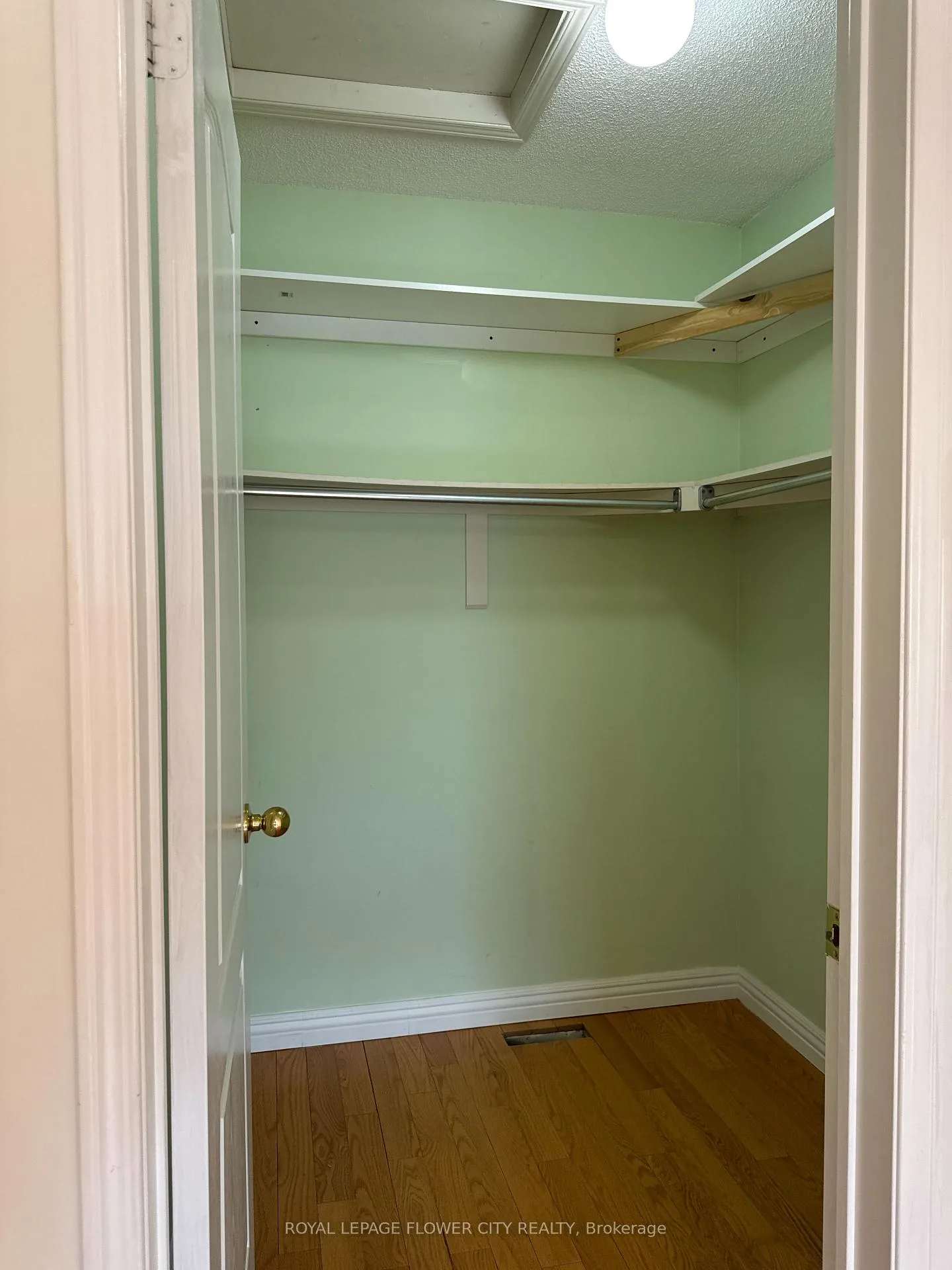 Photo 37 of Unit Upper, 58 Brentcliff Drive, Brampton, Fletcher's Meadow — HOMEH