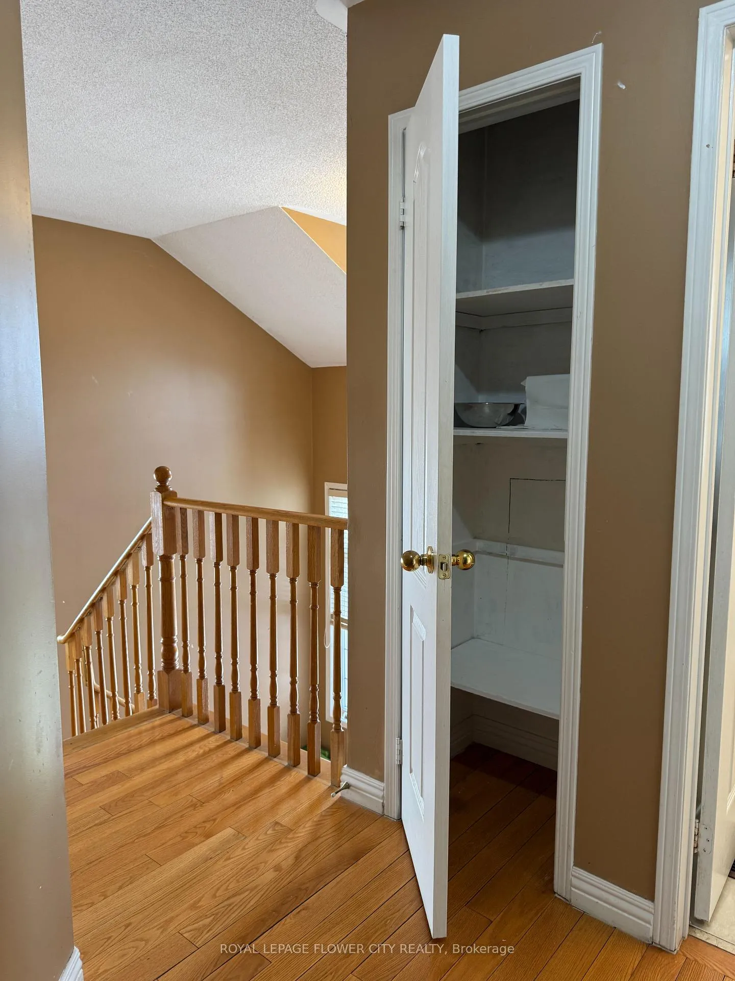 Photo 41 of Unit Upper, 58 Brentcliff Drive, Brampton, Fletcher's Meadow — HOMEH