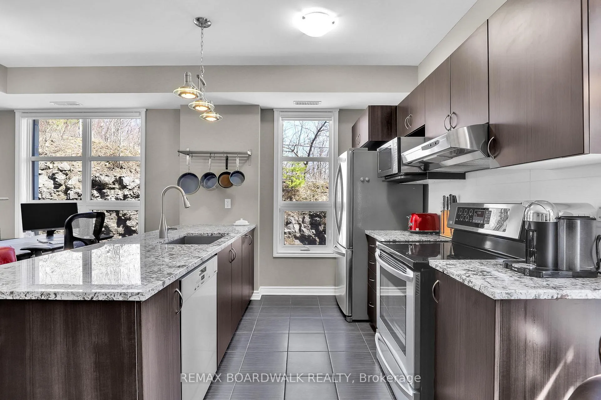 Photo 2 of Unit #202, 230 Titanium Private, Ottawa, Convent Glen North — HOMEH