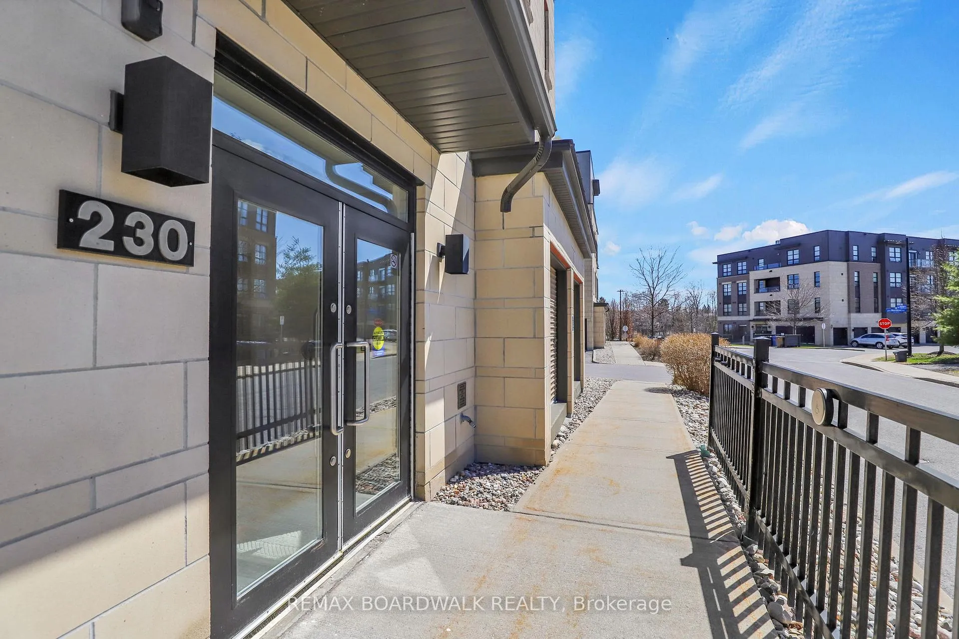 Photo 10 of Unit #202, 230 Titanium Private, Ottawa, Convent Glen North — HOMEH