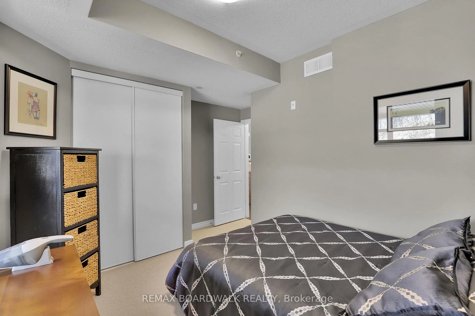 Photo 28 of Unit #202, 230 Titanium Private, Ottawa, Convent Glen North — HOMEH