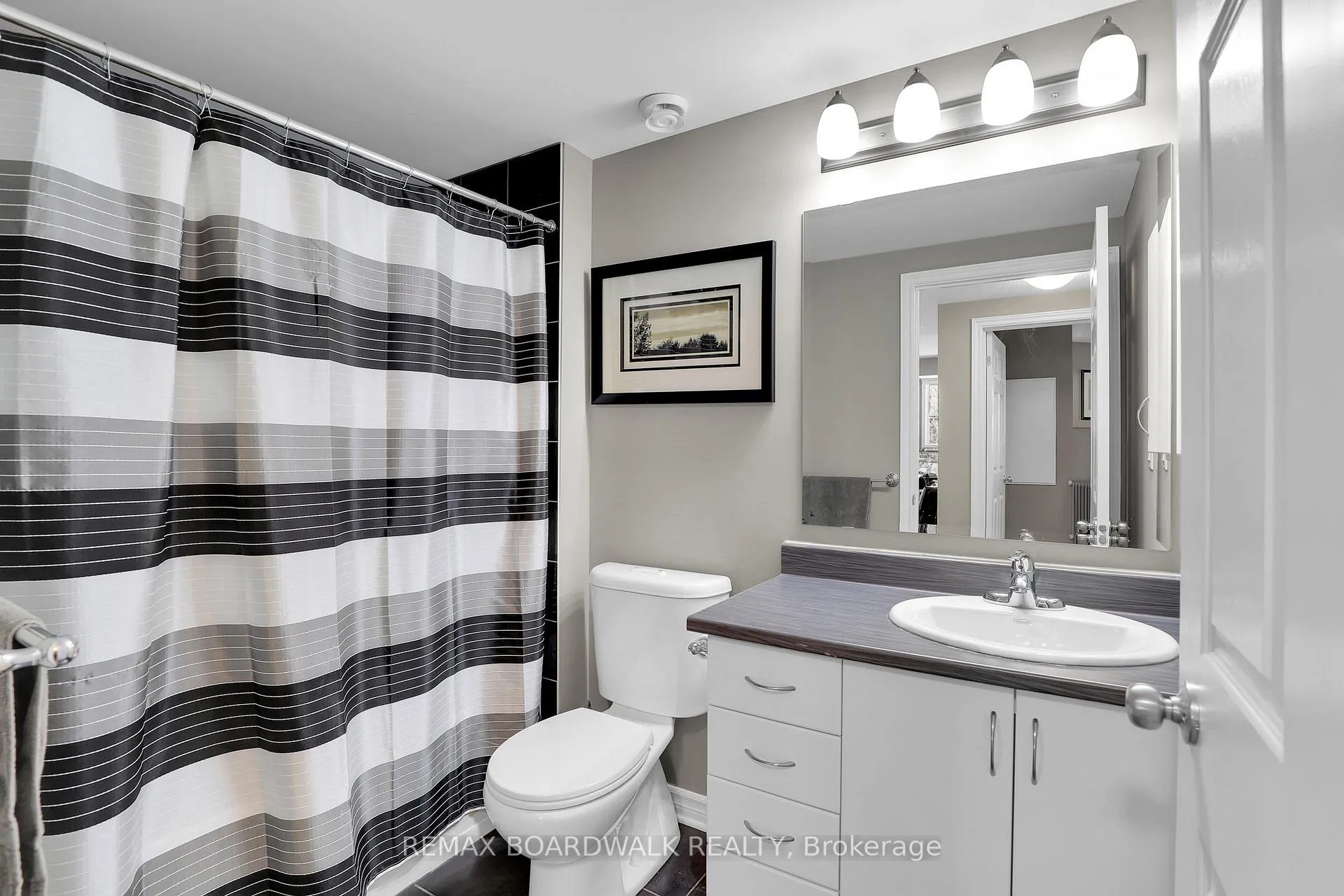 Photo 29 of Unit #202, 230 Titanium Private, Ottawa, Convent Glen North — HOMEH