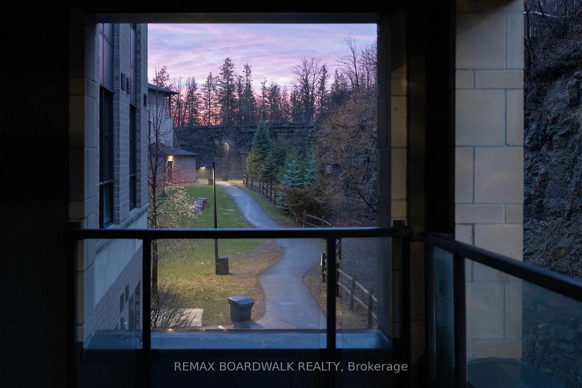 Photo 32 of Unit #202, 230 Titanium Private, Ottawa, Convent Glen North — HOMEH