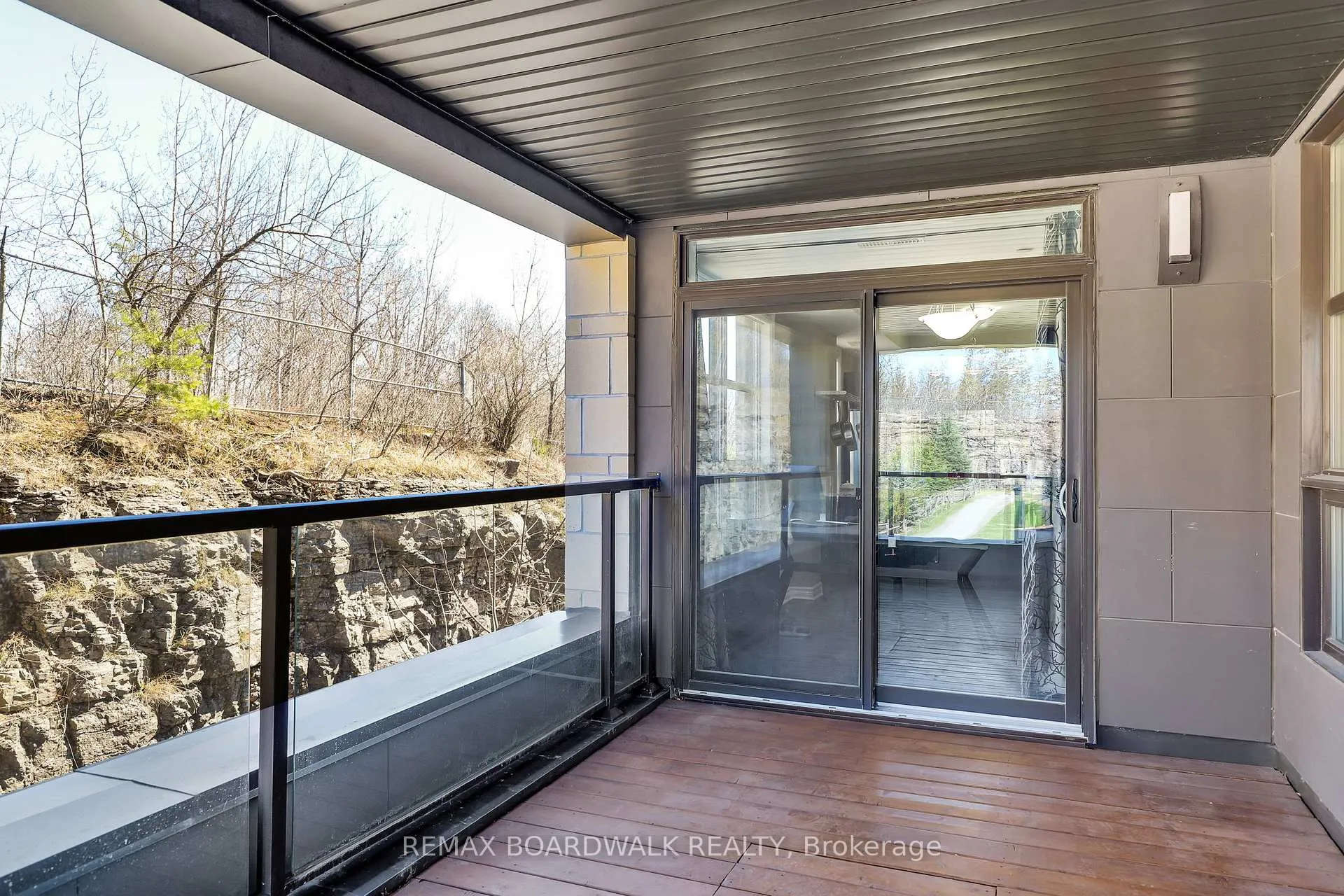 Photo 33 of Unit #202, 230 Titanium Private, Ottawa, Convent Glen North — HOMEH