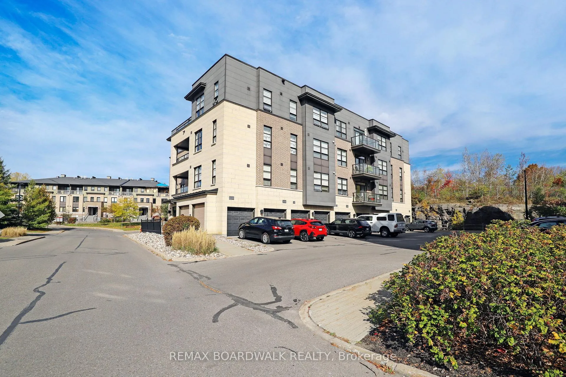 Photo 43 of Unit #202, 230 Titanium Private, Ottawa, Convent Glen North — HOMEH