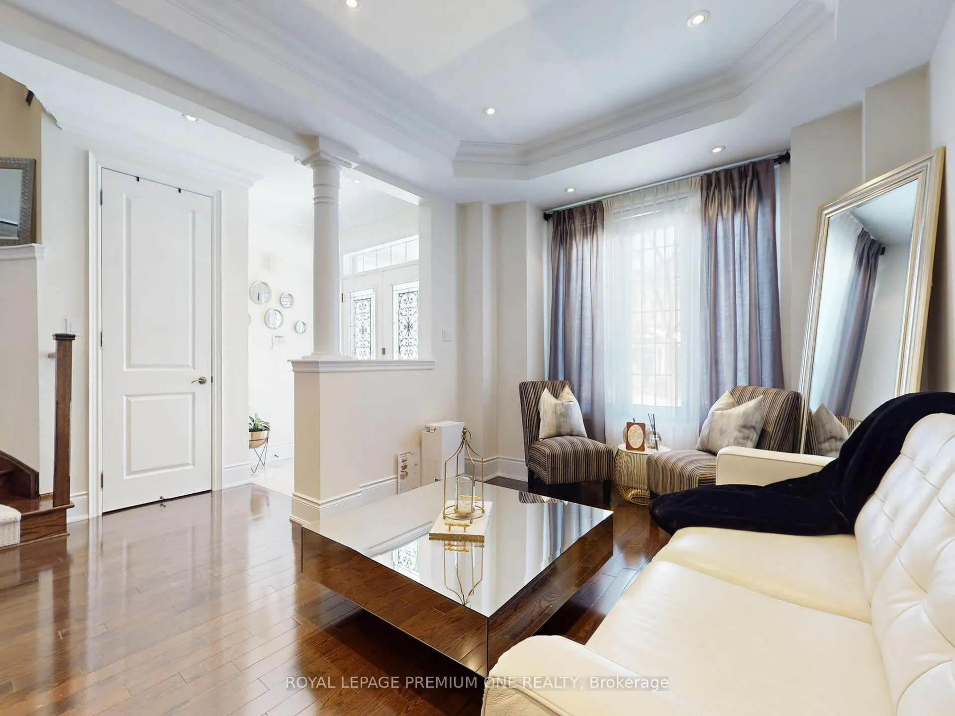 Photo 3 of 74 Foresta Drive, Vaughan, Vellore Village — HOMEH
