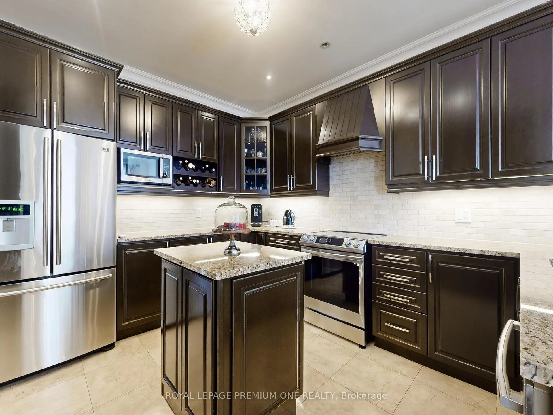 Photo 13 of 74 Foresta Drive, Vaughan, Vellore Village — HOMEH