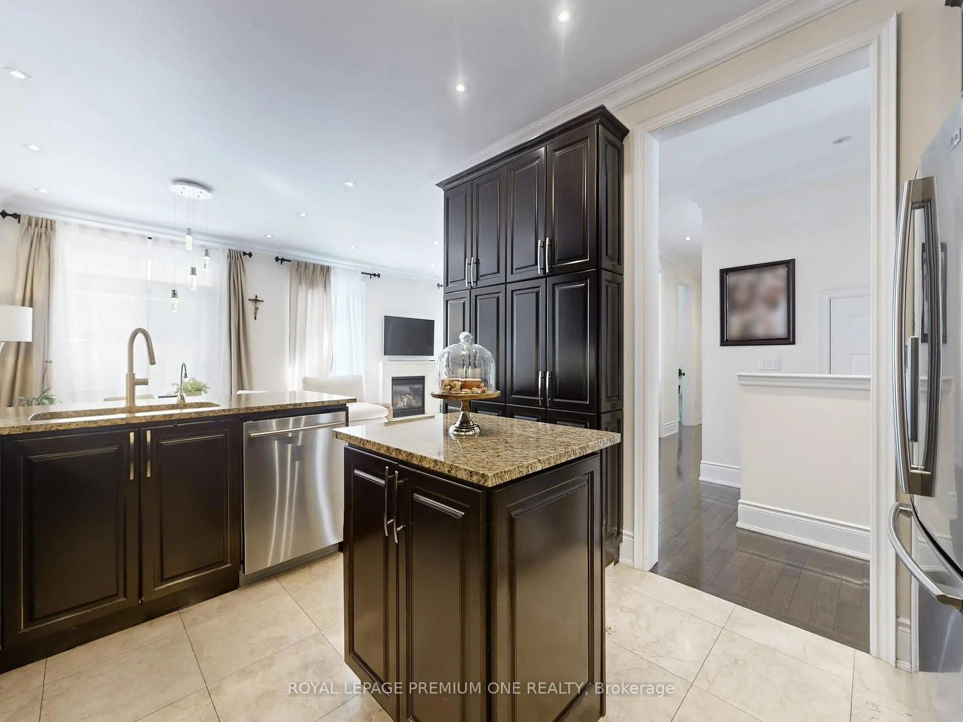 Photo 15 of 74 Foresta Drive, Vaughan, Vellore Village — HOMEH
