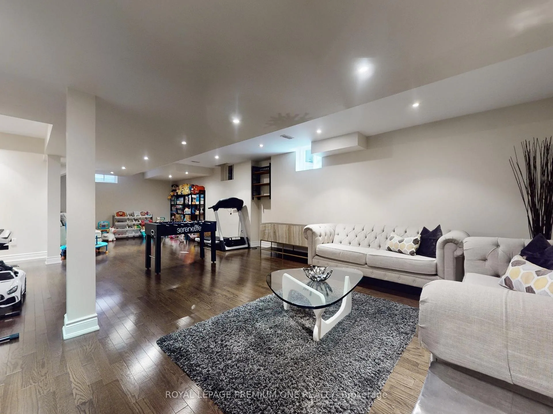 Photo 34 of 74 Foresta Drive, Vaughan, Vellore Village — HOMEH