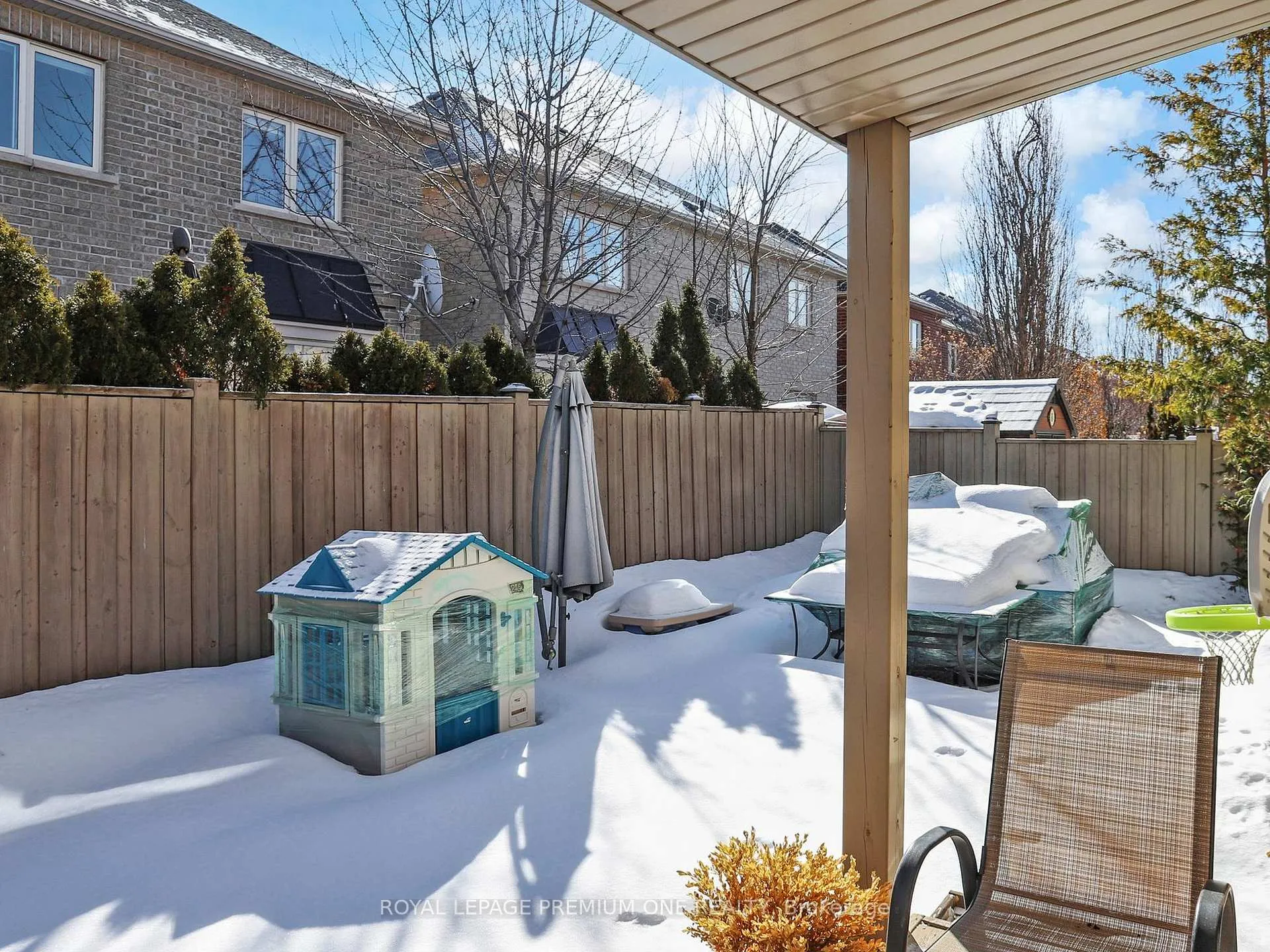 Photo 39 of 74 Foresta Drive, Vaughan, Vellore Village — HOMEH
