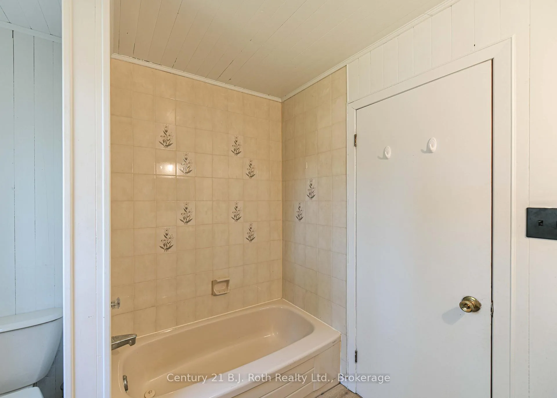 Photo 27 of 2352 Reeves Road, Tay, Rural Tay — HOMEH