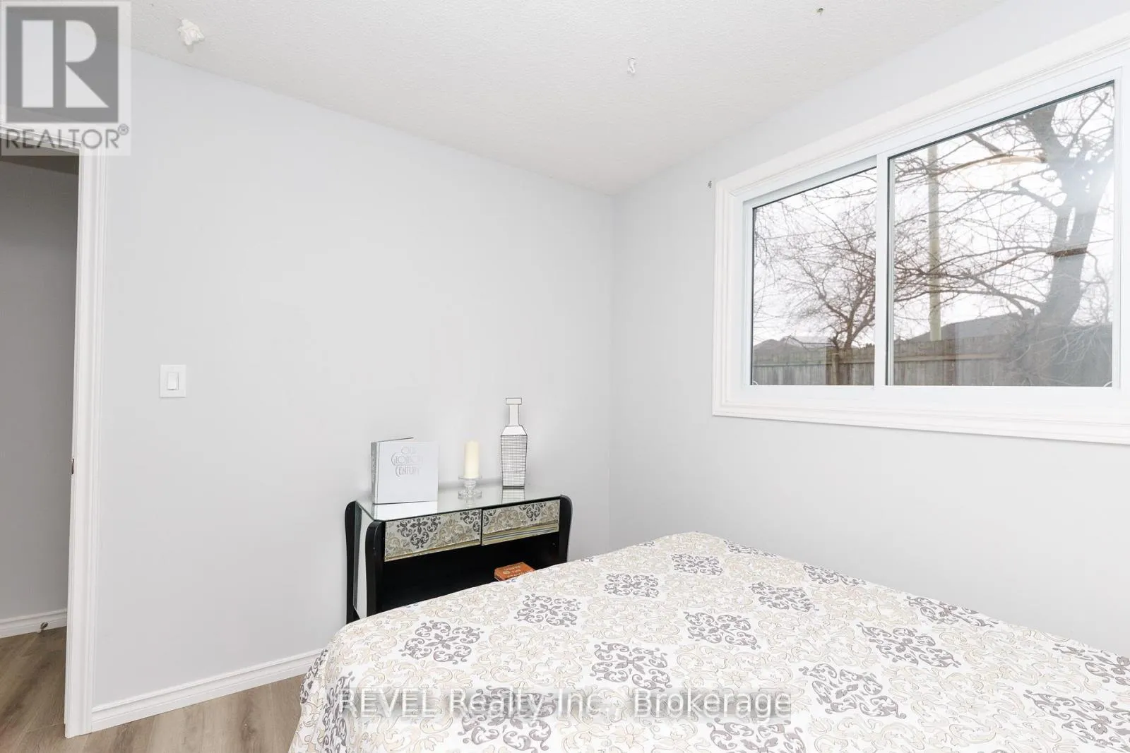 Photo 13 of 116 Hillview Road, St. Catharines, Western Hill — HOMEH