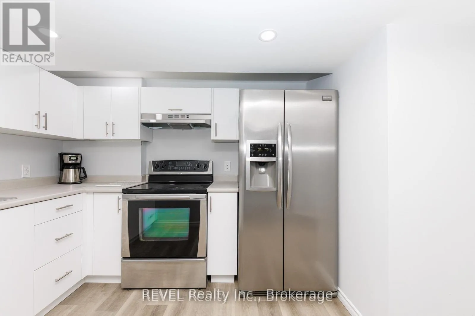 Photo 18 of 116 Hillview Road, St. Catharines, Western Hill — HOMEH