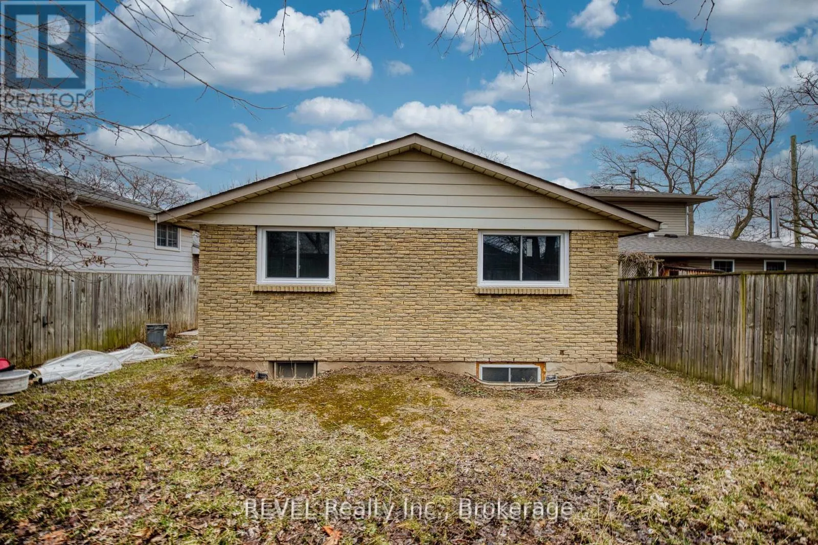 Photo 28 of 116 Hillview Road, St. Catharines, Western Hill — HOMEH