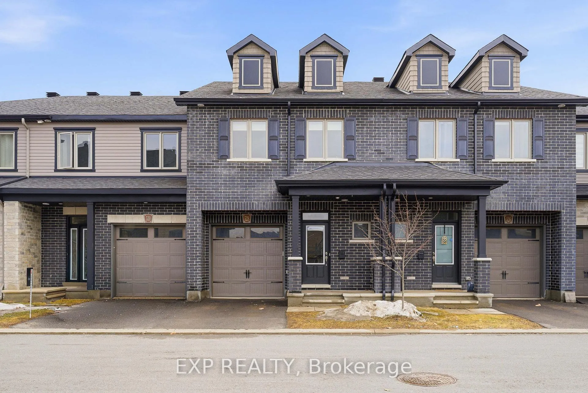 Photo 1 of 528 Fawn Valley Private, Ottawa, Blossom Park/Kemp Park/Findlay Creek — HOMEH