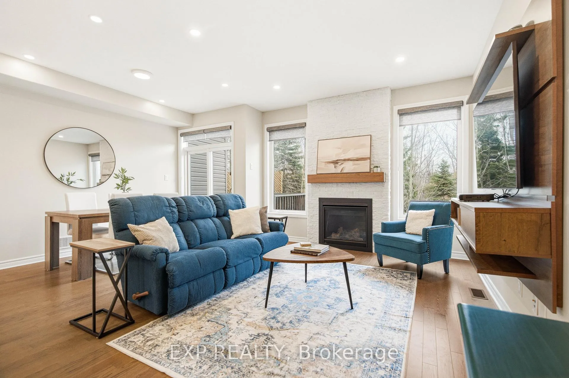 Photo 6 of 528 Fawn Valley Private, Ottawa, Blossom Park/Kemp Park/Findlay Creek — HOMEH
