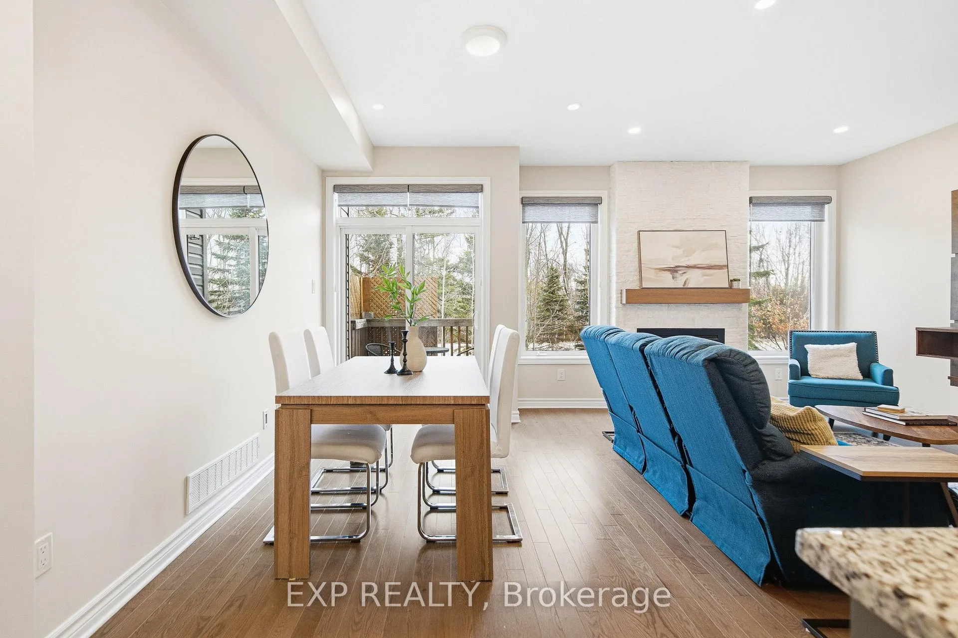 Photo 7 of 528 Fawn Valley Private, Ottawa, Blossom Park/Kemp Park/Findlay Creek — HOMEH