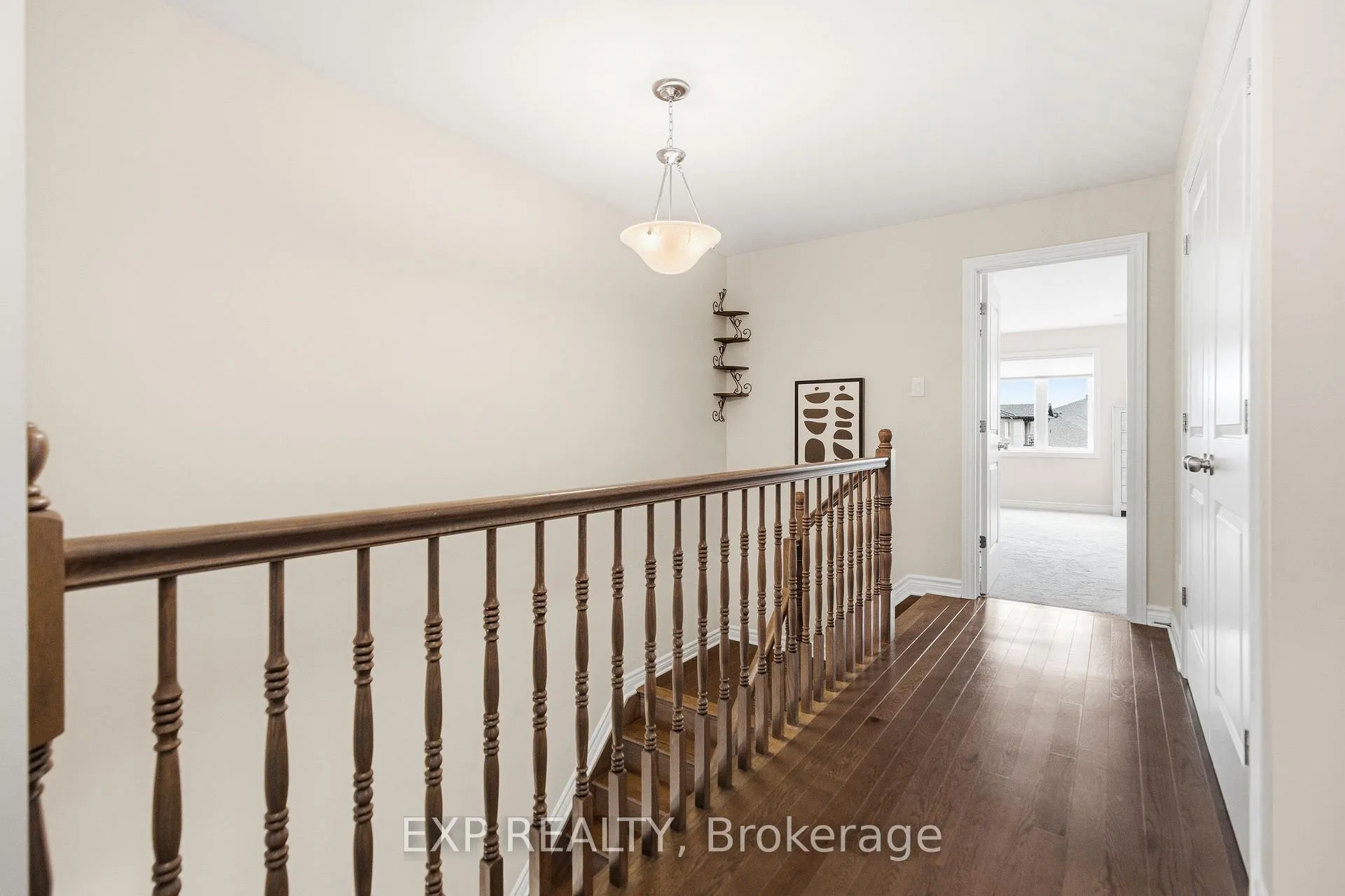 Photo 10 of 528 Fawn Valley Private, Ottawa, Blossom Park/Kemp Park/Findlay Creek — HOMEH