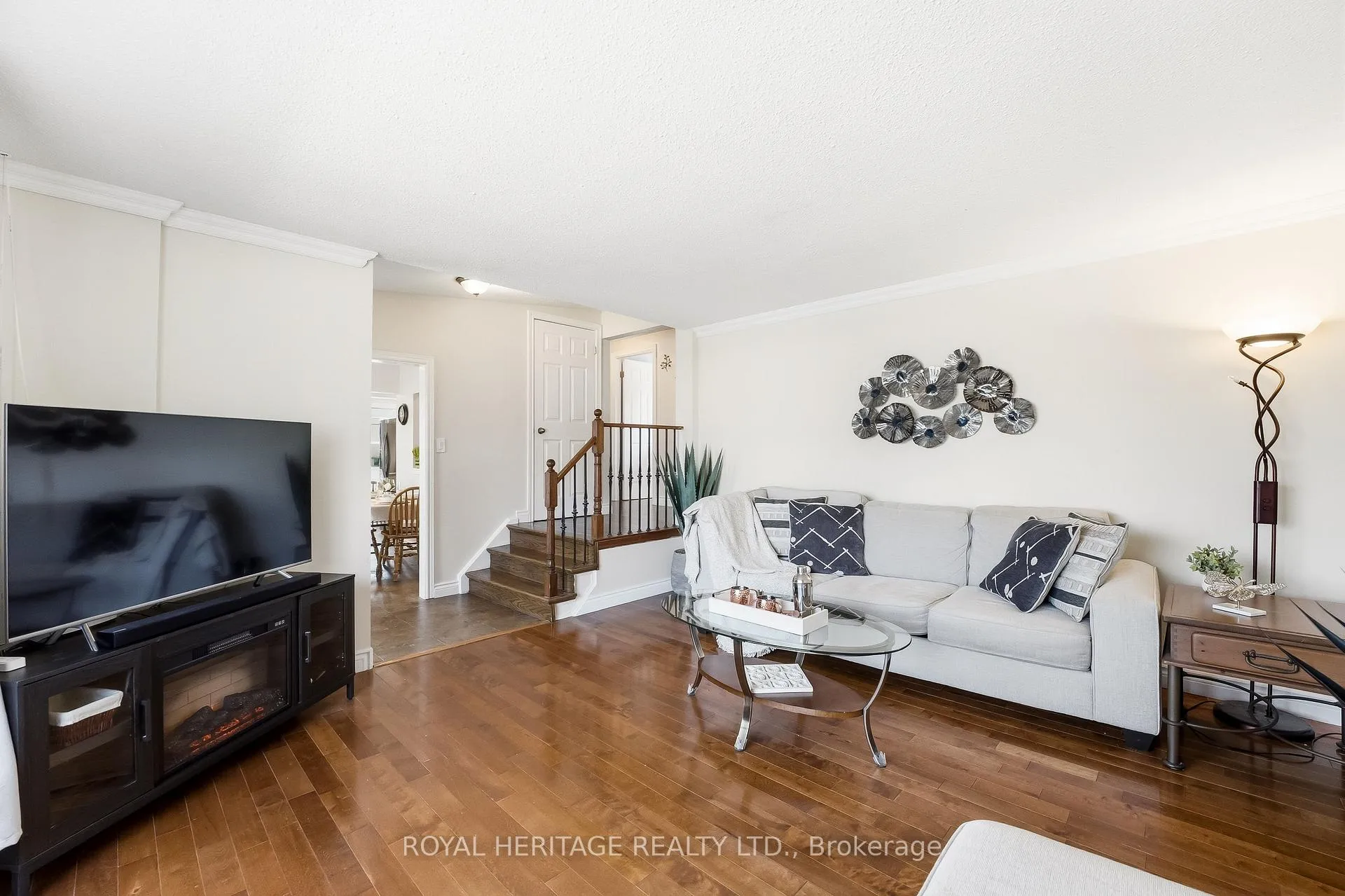Photo 7 of 148 Guthrie Crescent, Whitby, Lynde Creek — HOMEH