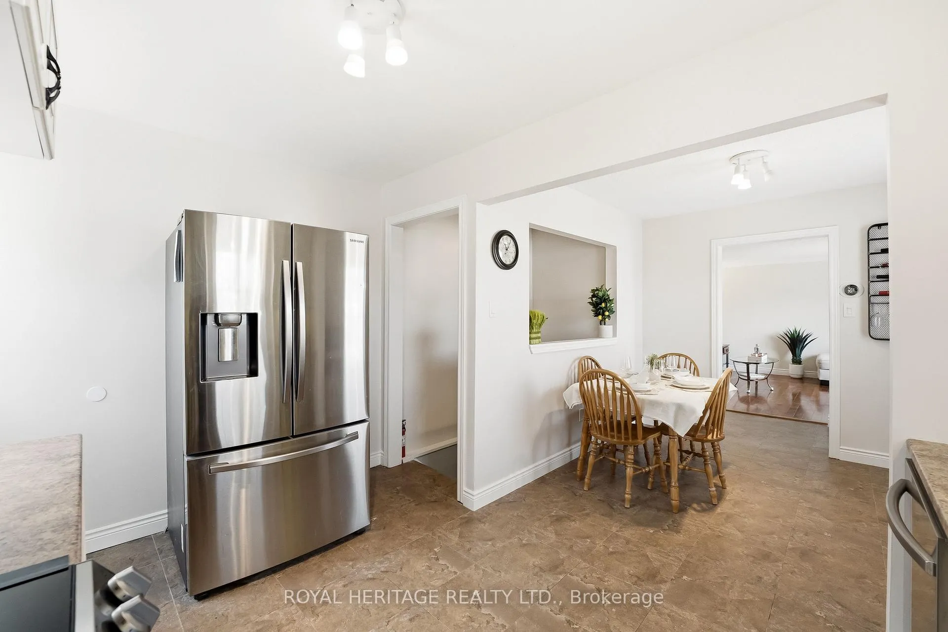 Photo 13 of 148 Guthrie Crescent, Whitby, Lynde Creek — HOMEH