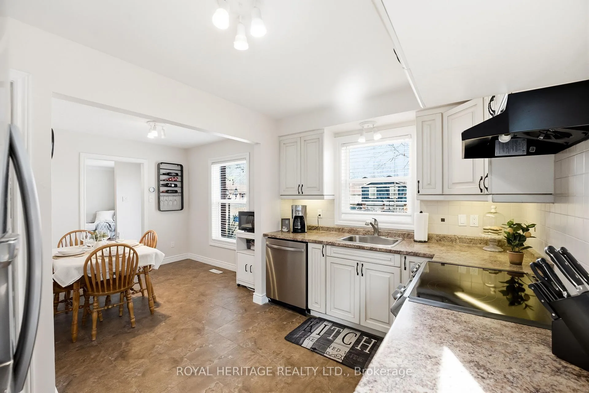 Photo 15 of 148 Guthrie Crescent, Whitby, Lynde Creek — HOMEH
