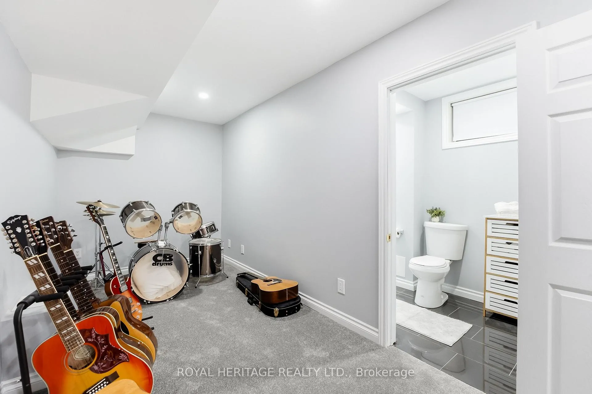 Photo 30 of 148 Guthrie Crescent, Whitby, Lynde Creek — HOMEH