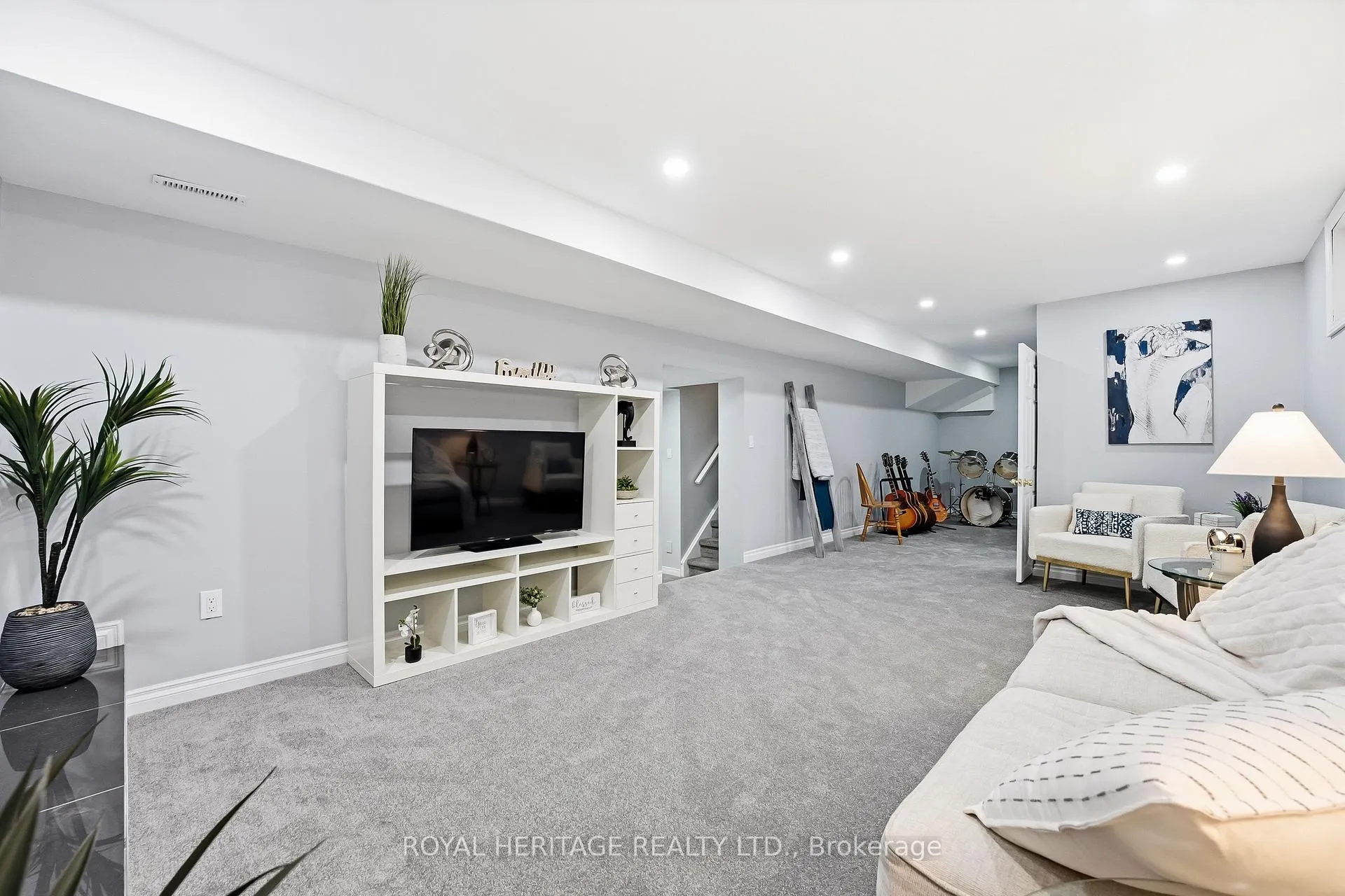 Photo 34 of 148 Guthrie Crescent, Whitby, Lynde Creek — HOMEH